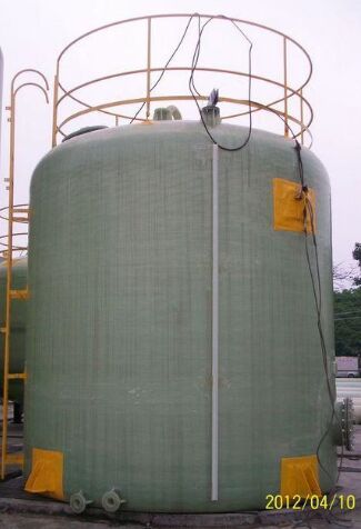 選購優質玻璃鋼儲罐方法技巧及制作工藝要領 玻璃鋼儲罐