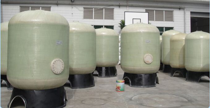 成品水處理玻璃鋼樹脂罐準(zhǔn)備發(fā)貨